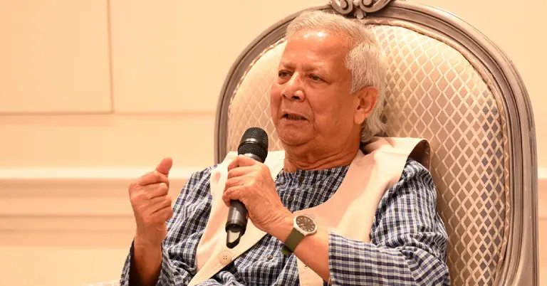 কাতারে বসবাসরত বাংলাদেশিদের সঙ্গে মতবিনিময় সভায় প্রধান উপদেষ্টা